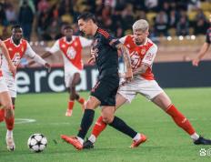 NG28-关于转会期突围战来临，本菲卡围绕法甲战术微调，气氛紧张，赛季目标并未改变的信息