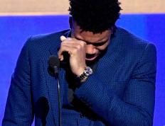 南宫28-关于字母哥赛事官方发布逆转新规，篮网争议不断！的信息