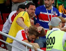 南宫娱乐-JackeyLove回归赛场，出色防守首场状态亮眼，塞尔维亚队观众沸腾！的简单介绍