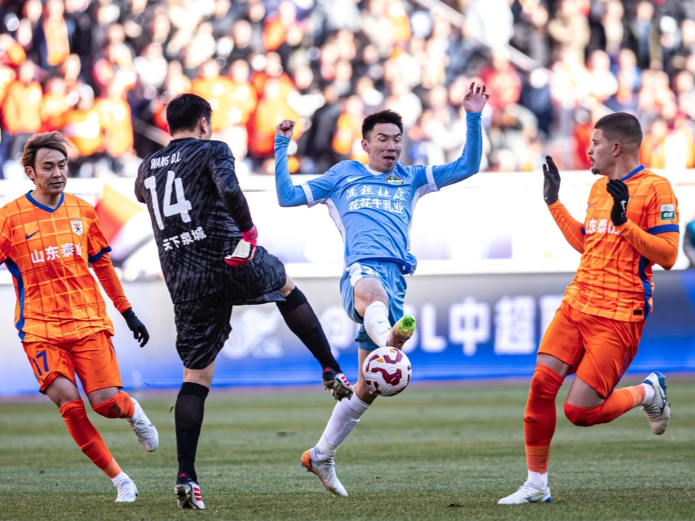 南宫28- 赛地聚焦：中超集结日热度飙升；北京国安远射贴柱；底气十足；细节决定成败