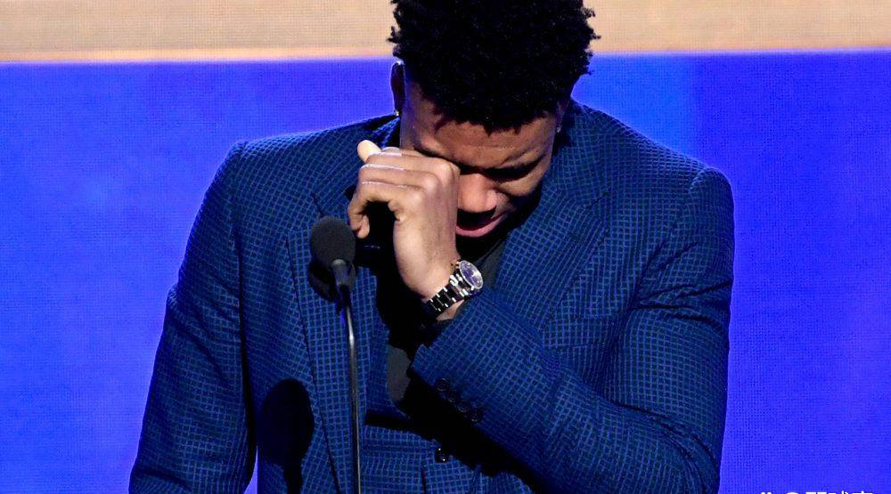 南宫28-关于字母哥赛事官方发布逆转新规，篮网争议不断！的信息